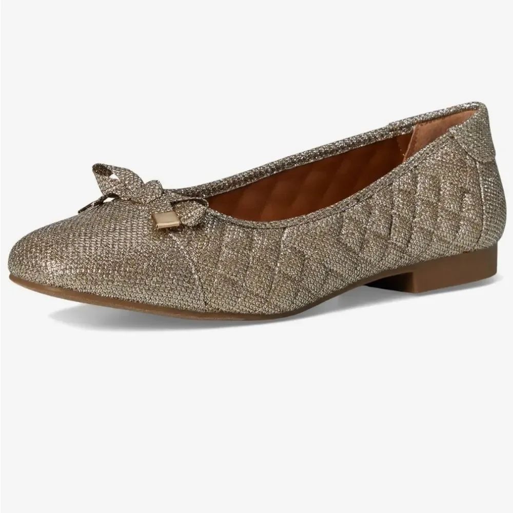 BRAND NEW WHITE MOUNTAIN BONNIE WOMEN'S QUILTED BOWNOT FLAT